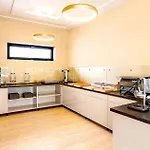 Ikonik Hotel