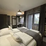 Ikonik Hotel Nyiregyhaza