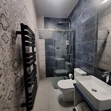 Hotel Ikonik