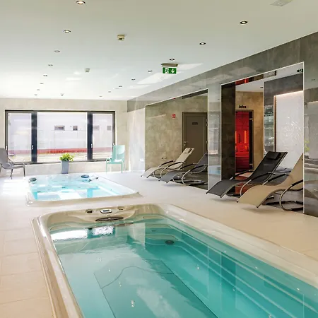 Ikonik 4* Nyíregyháza