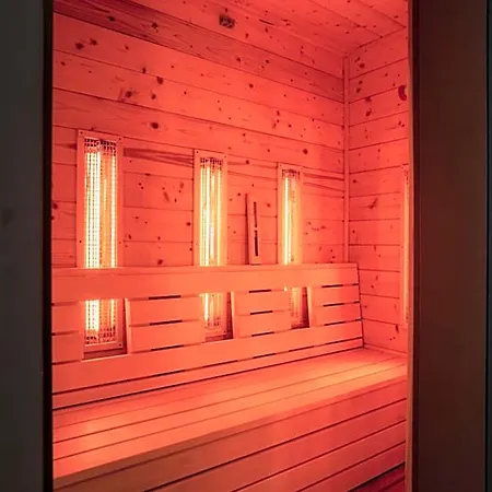 Ikonik Hotel