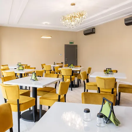 Ikonik Hotel 4*