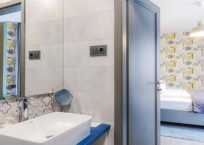 Hotel Ikonik 4*