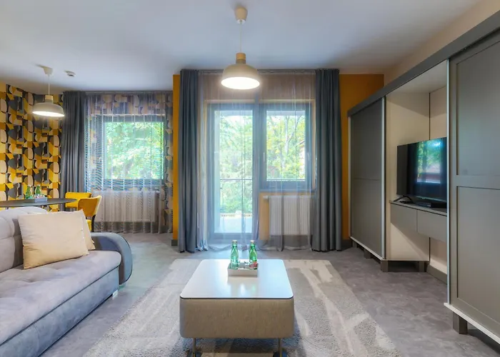 Hotel Ikonik 4*