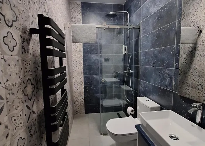 Hotel Ikonik